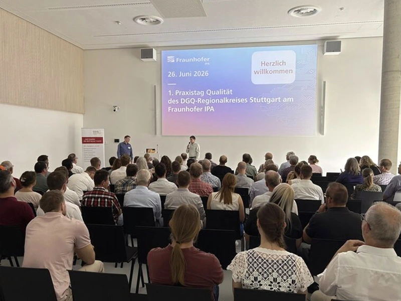 Teilnehmende beim 1. Praxistag Qualität in Stuttgart am Fraunhofer IPA